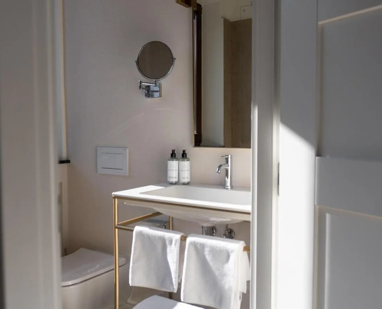Avanti Villa Krakow 0*,